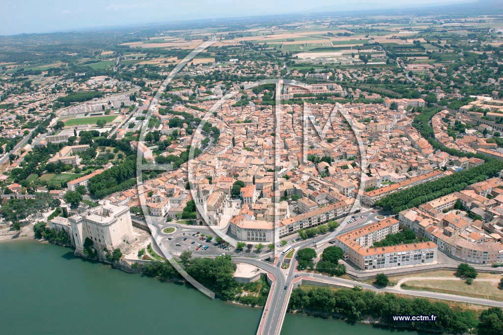 Photo aérienne - Tarascon
