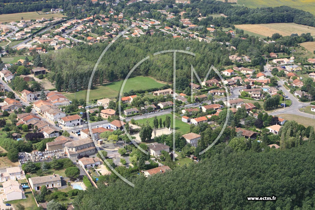 Photo arienne de Labastide Saint Sernin