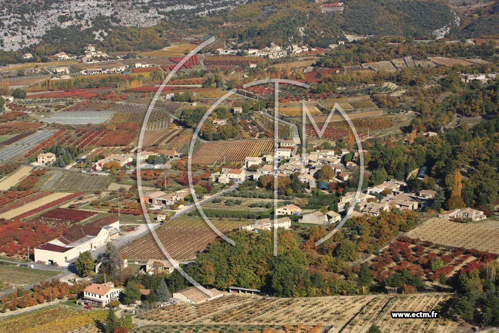 Photo aérienne - Beaumont-du-Ventoux