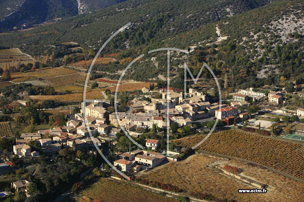 Photo arienne de Rousset les Vignes