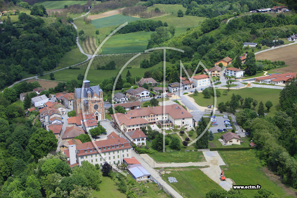 Photo arienne de Notre Dame de L'Osier