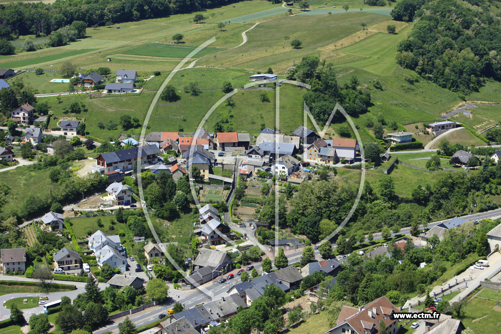 Photo aérienne - Saint-Jeoire-Prieuré