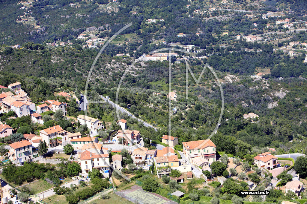 Photo aérienne - Châteauneuf-Villevieille