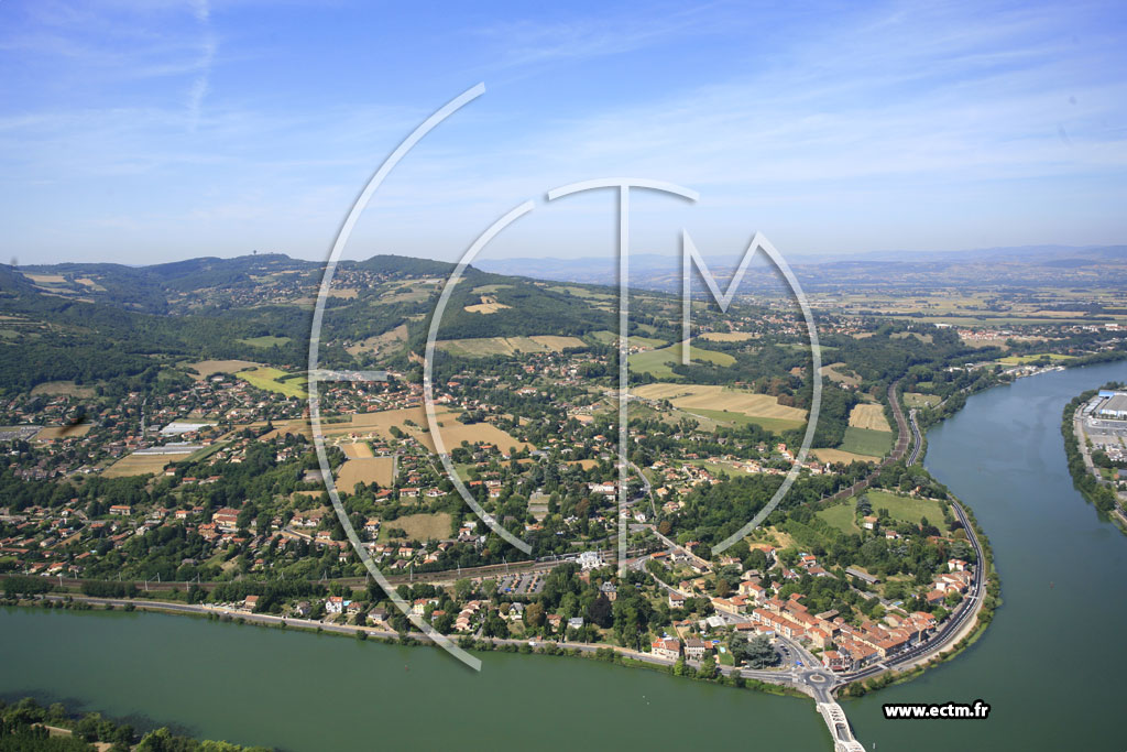 Photo aérienne - Albigny-sur-Saône
