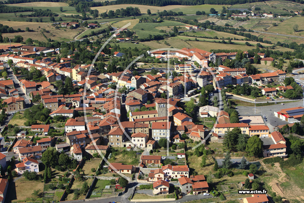 Photo arienne de Saint-Laurent-de-Chamousset