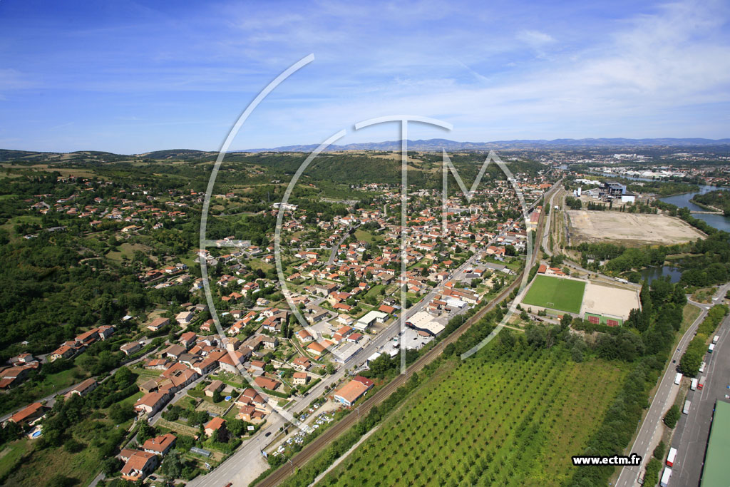 Photo aérienne - Loire-sur-Rhône