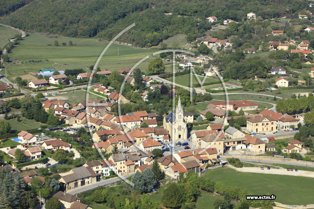 Photo arienne de Saint-Marcel-Bel-Accueil