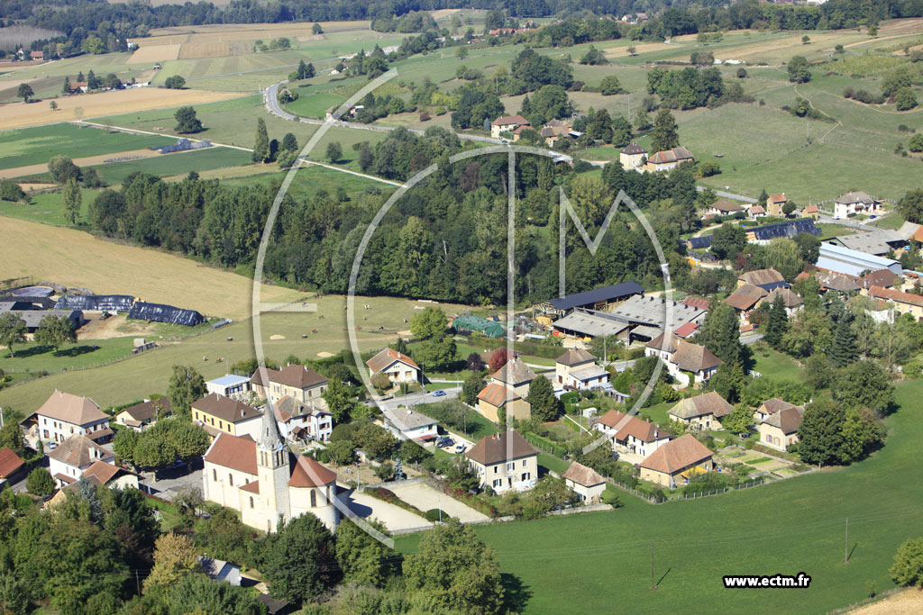 Photo arienne de Saint-Sorlin-de-Morestel