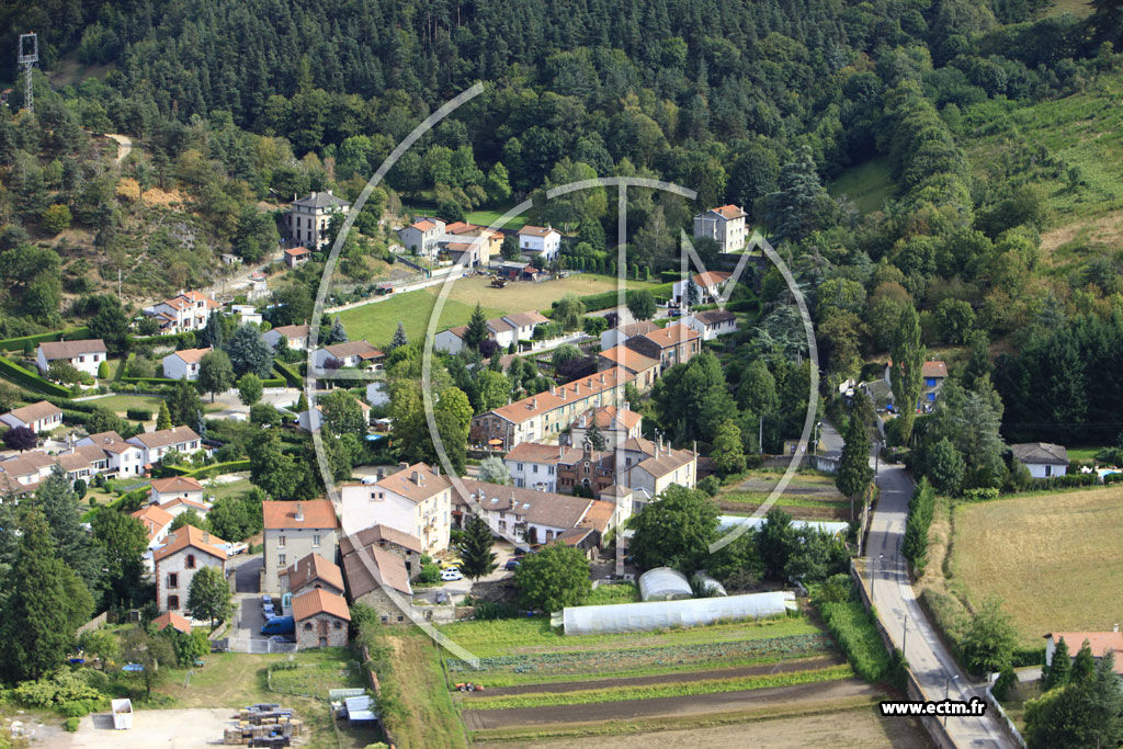 Photo arienne de Le Chambon-Feugerolles (La Sauvanire)