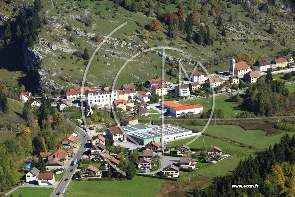 Photo aérienne - La Cluse-et-Mijoux