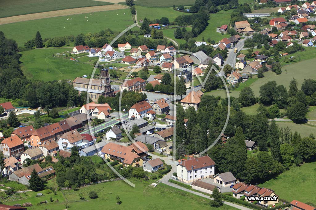 Photo arienne de Lachapelle-sous-Rougemont