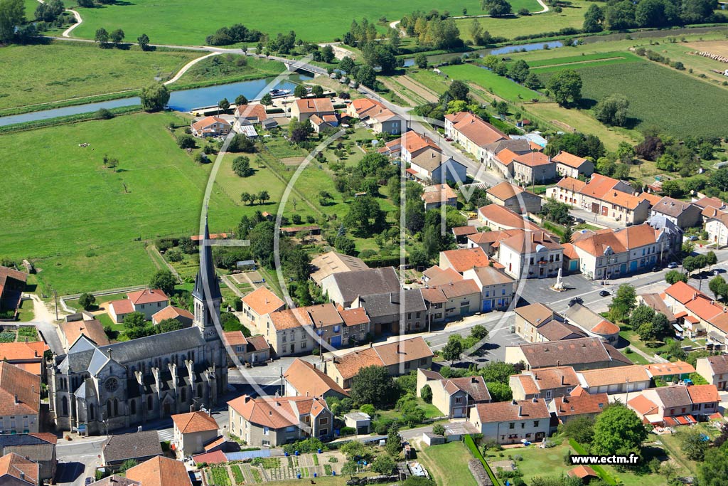 Photo aérienne - Lacroix-sur-Meuse