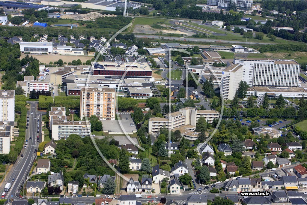 Photo arienne de Blois (Hpital)