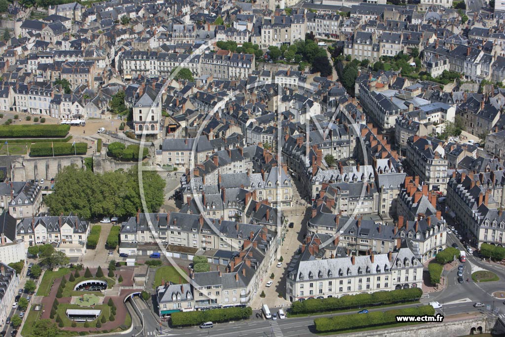 Photo arienne de Blois (Saint-Nicolas)