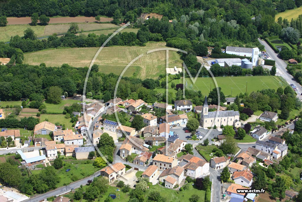 Photo arienne de La Chapelle-Montreuil