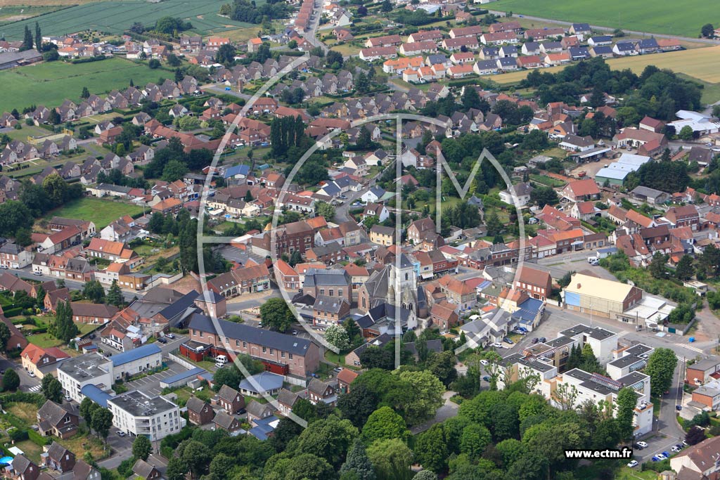 Photo arienne de Barlin (Quartier de l'Eglise)