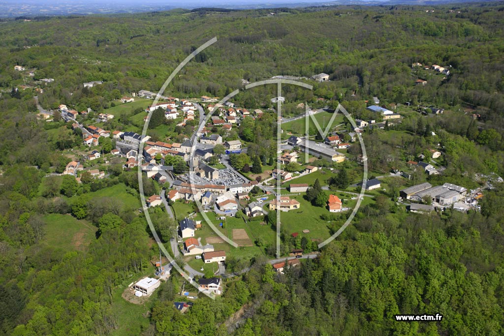 Photo arienne de Saint-Salvy-de-la-Balme