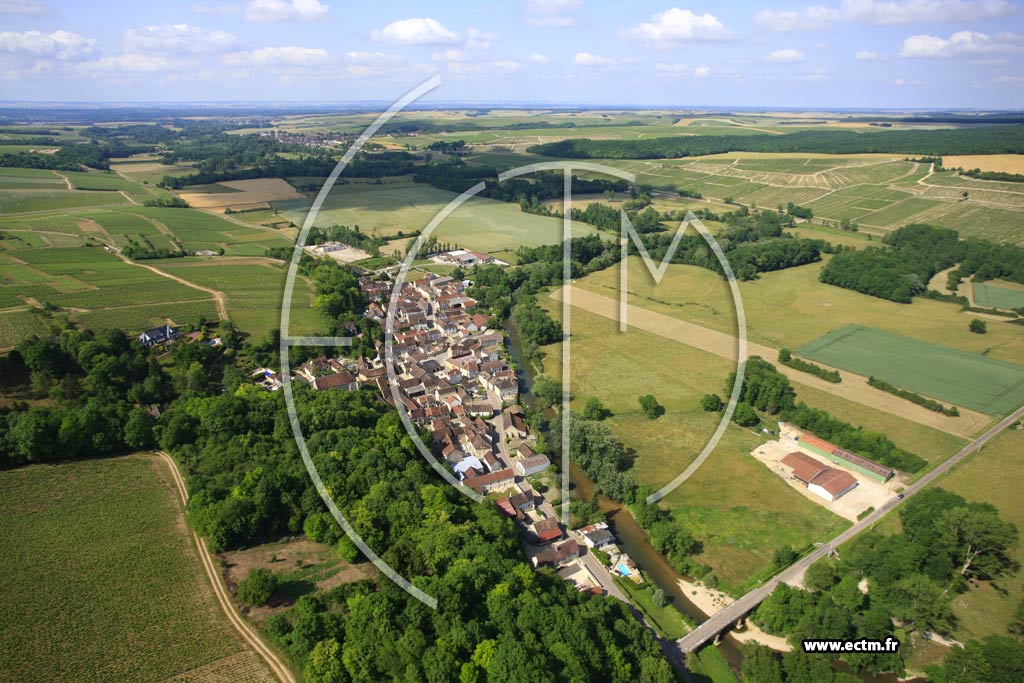 Photo arienne de La Chapelle-Vaupelteigne