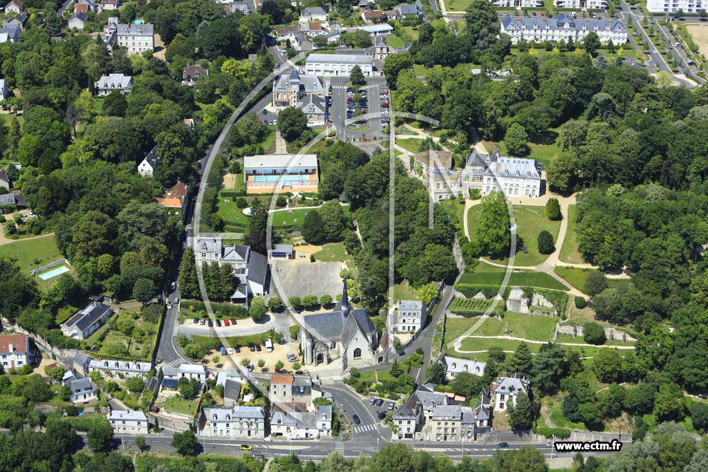 Photo arienne de Saint-Cyr-sur-Loire (la Grenadire)