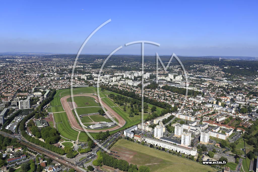 Photo arienne de Soisy-Sous-Montmorency (Hippodrome d'Enghien-Soisy)