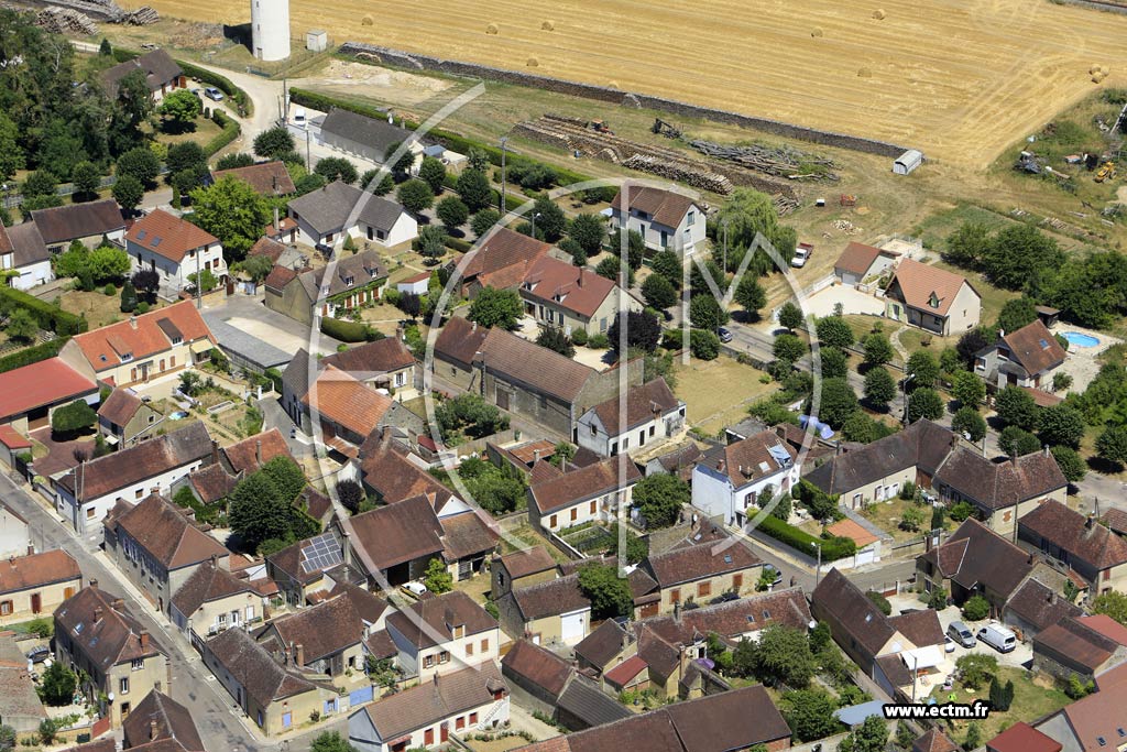 Photo arienne de Flogny-la-Chapelle