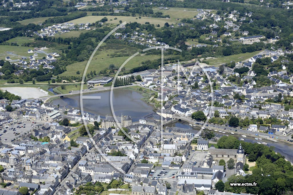 Photo arienne de Pont-l'Abb (Centre)