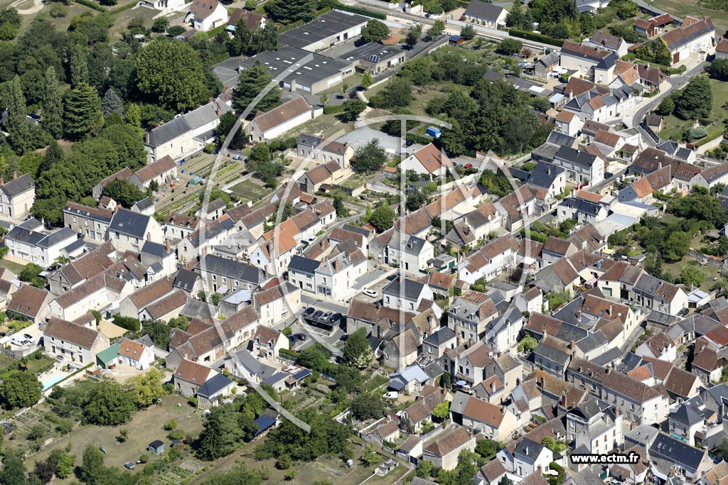 Photo arienne de Saint-Martin-le-Beau (Centre)