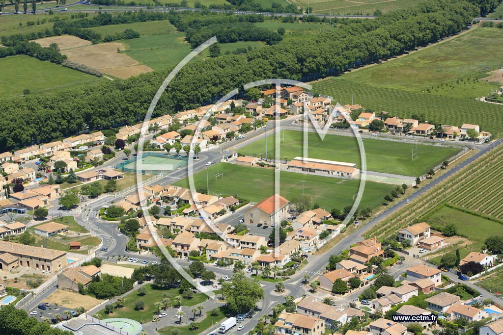 Photo arienne de Villeneuve Les Beziers
