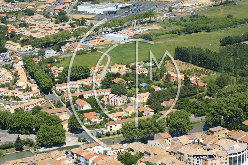 Photo arienne de Villeneuve Les Beziers