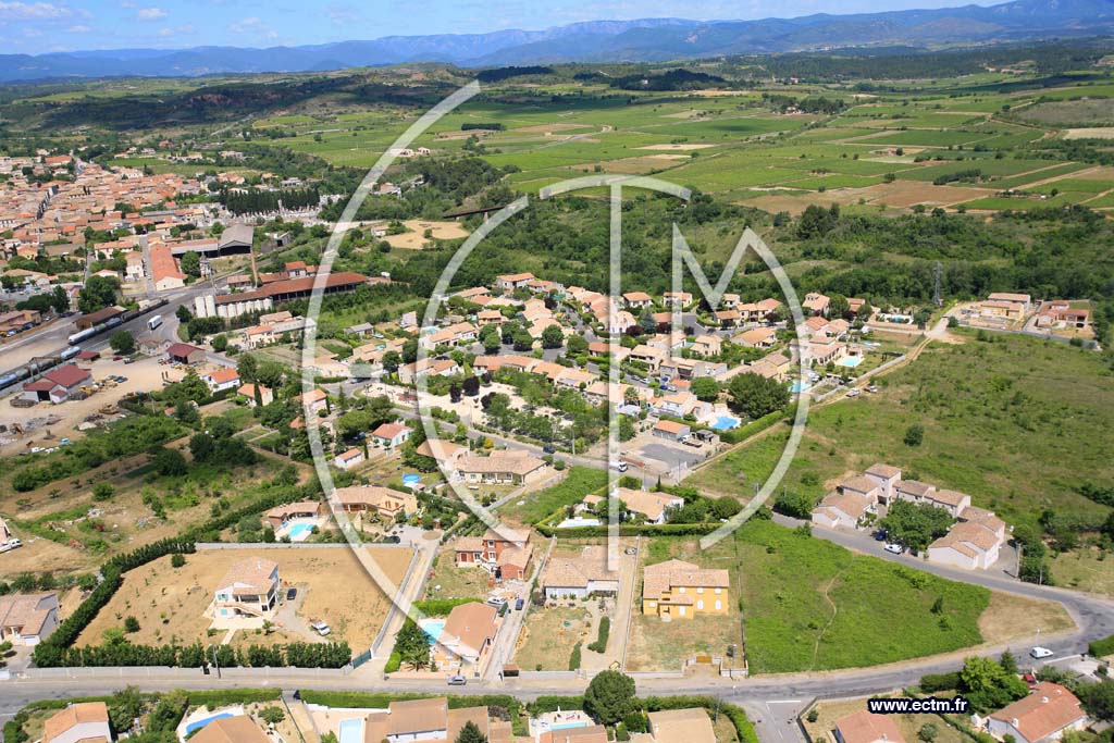 Photo arienne de Cazouls les Beziers