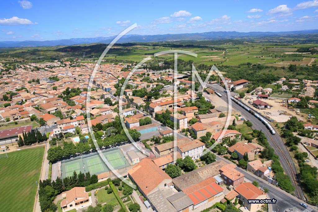 Photo arienne de Cazouls les Beziers