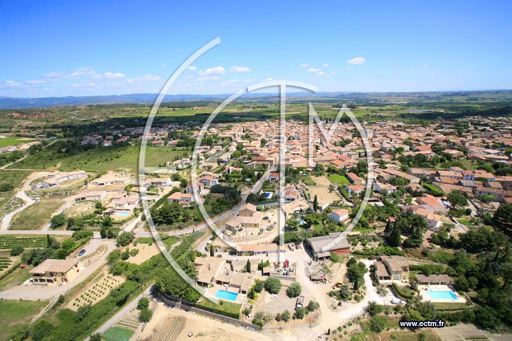 Photo arienne de Cazouls les Beziers