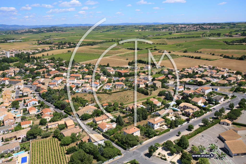 Photo arienne de Lignan sur Orbe