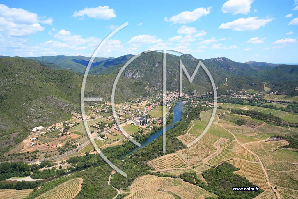 Photo arienne de Roquebrun