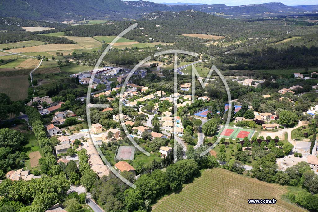 Photo arienne de Saint Mathieu De Treviers