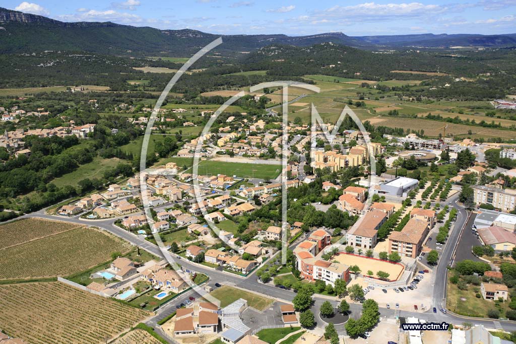 Photo arienne de Saint Mathieu De Treviers