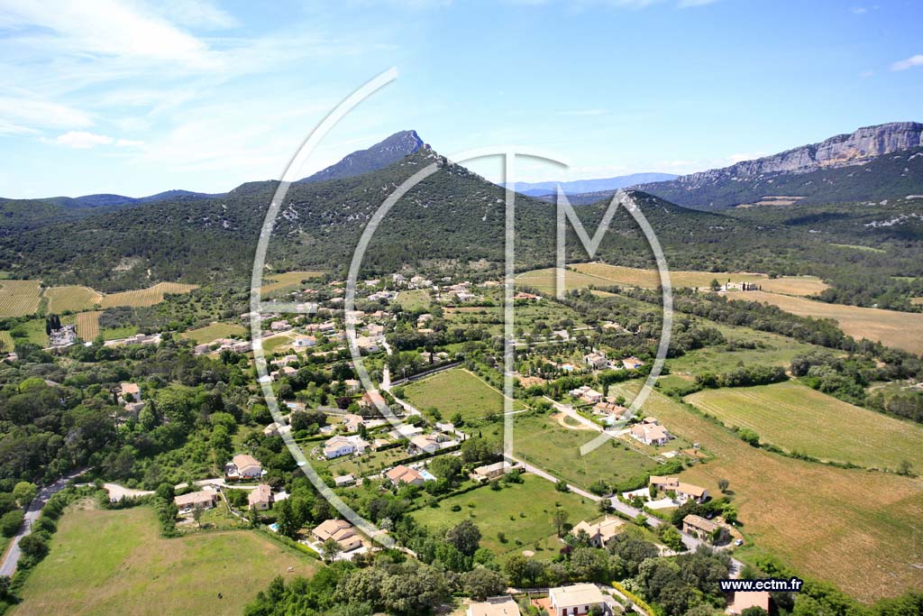 Photo arienne de Saint Mathieu De Treviers