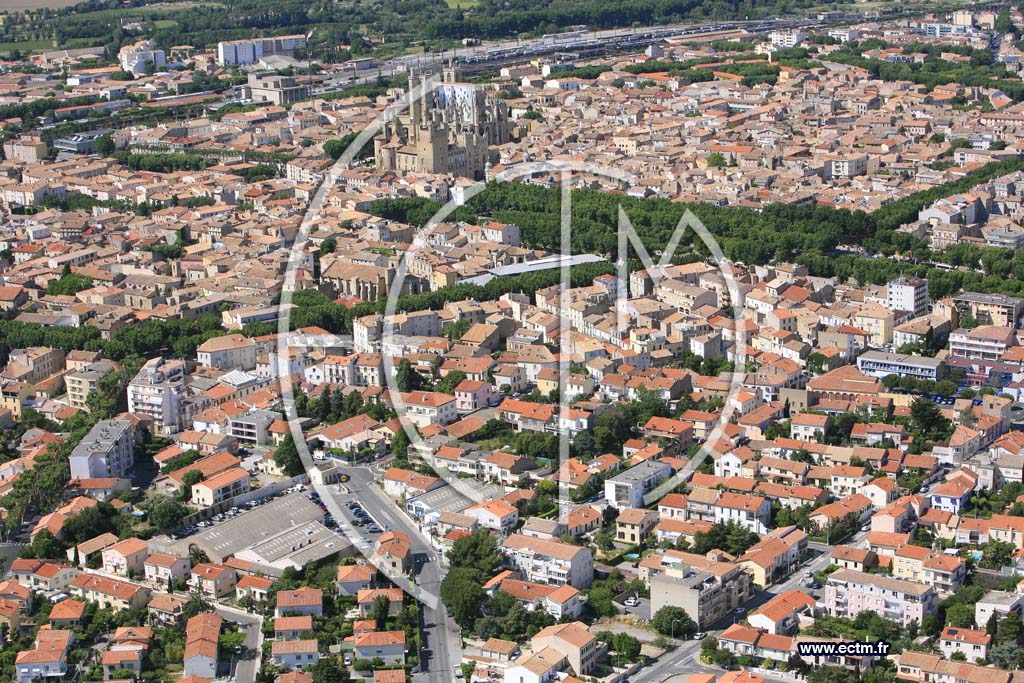 Photo arienne de Narbonne