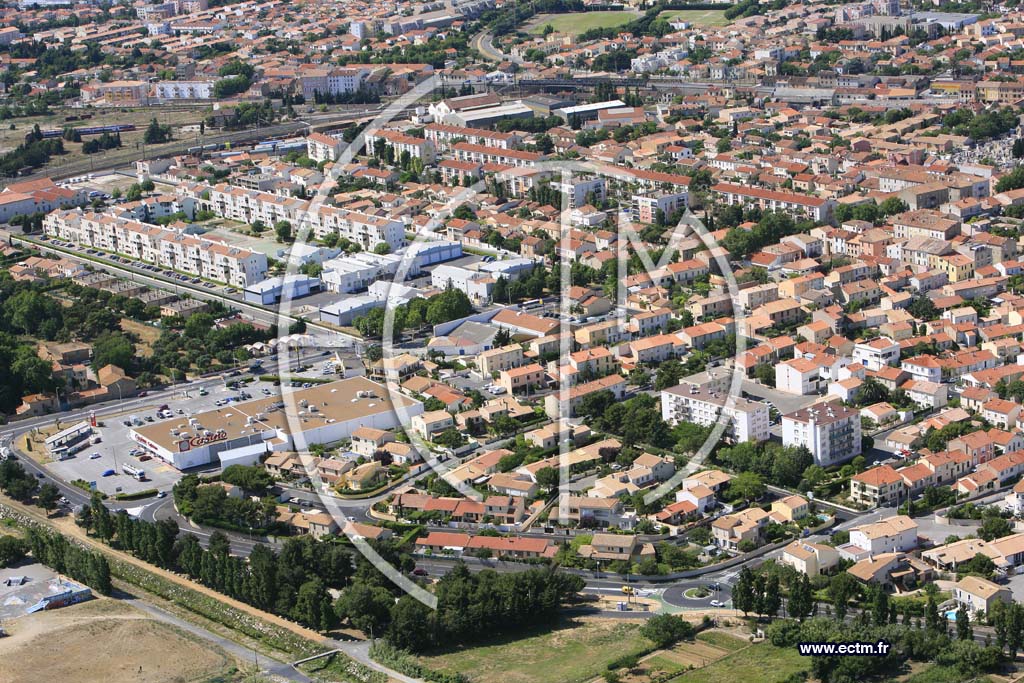 Photo arienne de Narbonne