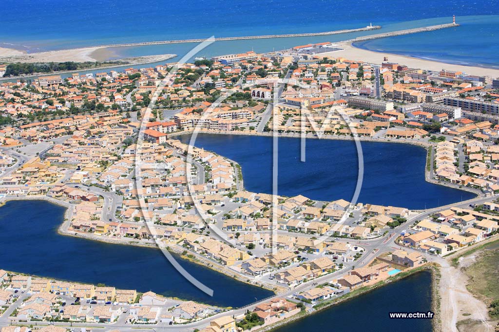 Photo arienne de port la nouvelle