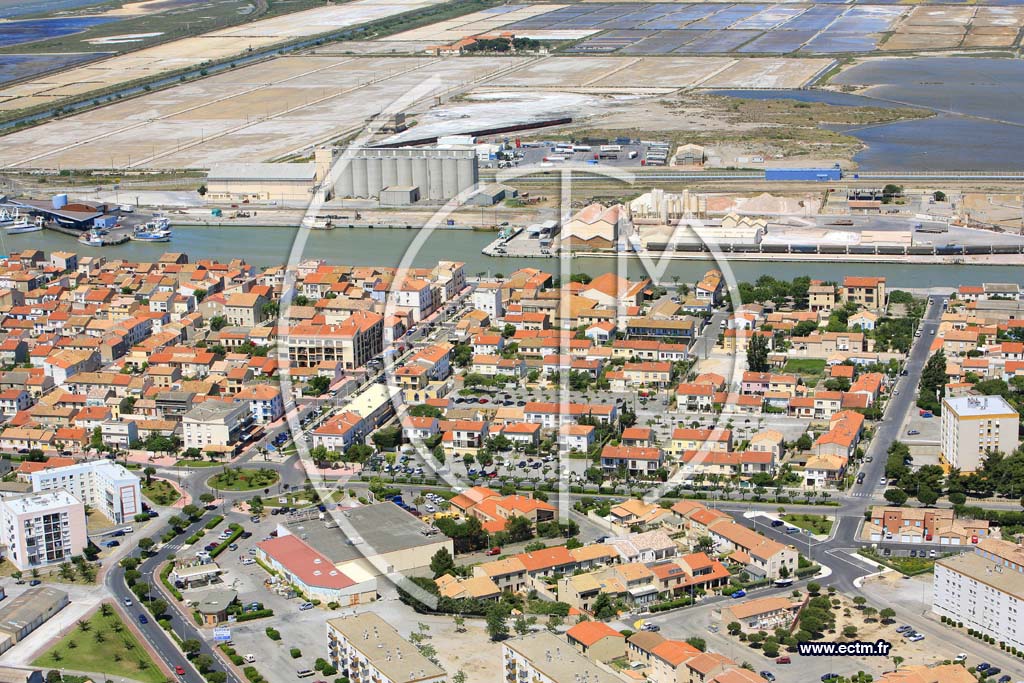 Photo arienne de port la nouvelle