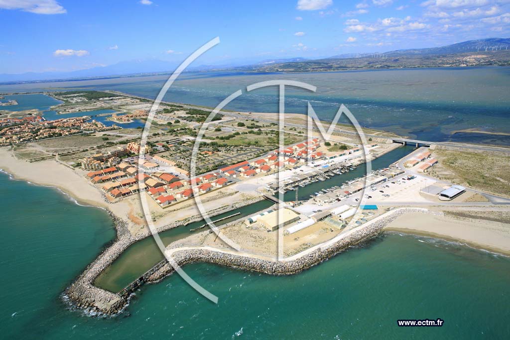 Photo arienne de port leucate