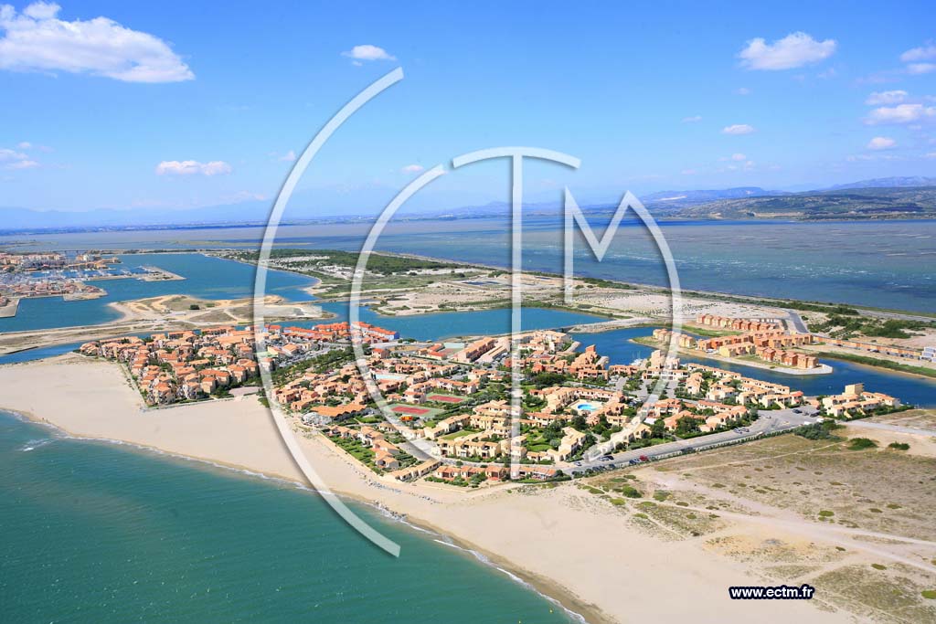 Photo arienne de port leucate