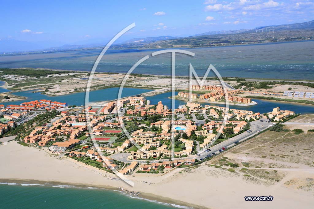 Photo arienne de port leucate