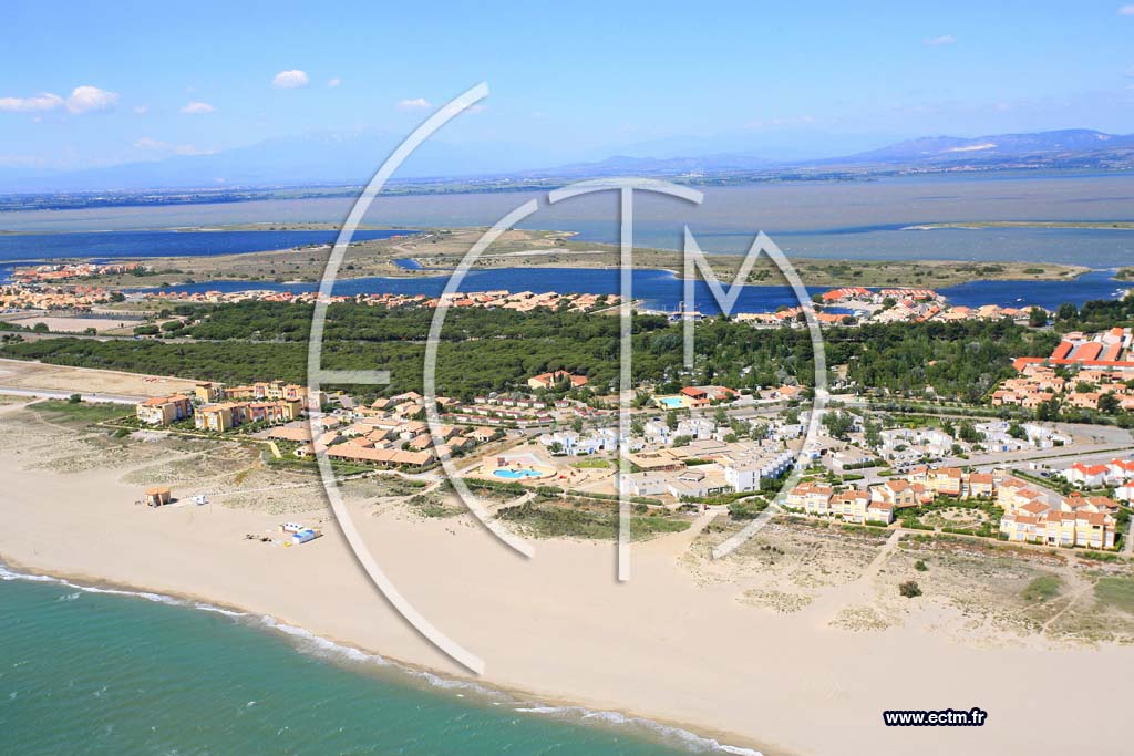 Photo arienne de port leucate