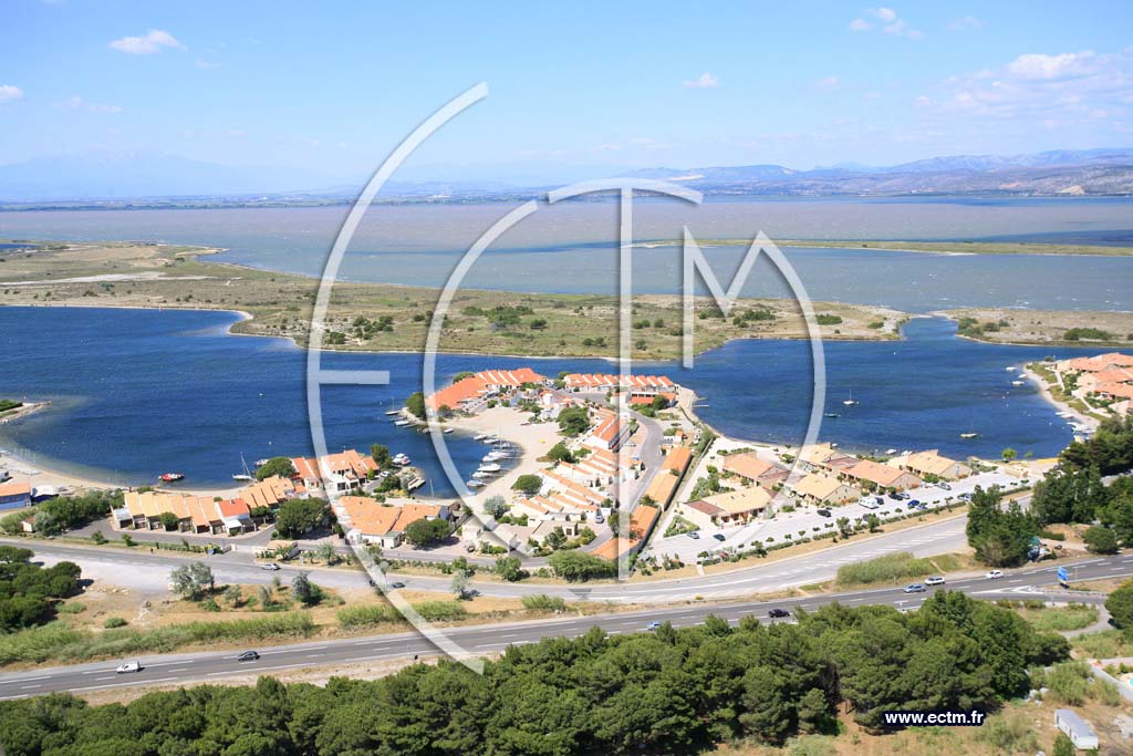 Photo arienne de Port Leucate