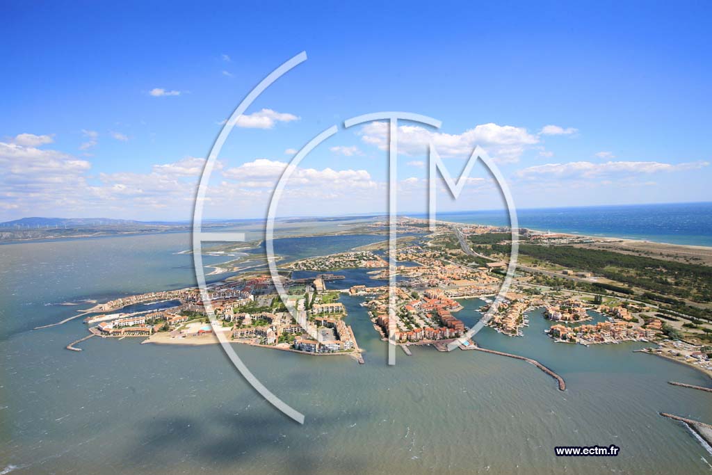 Photo arienne de Port Barcares
