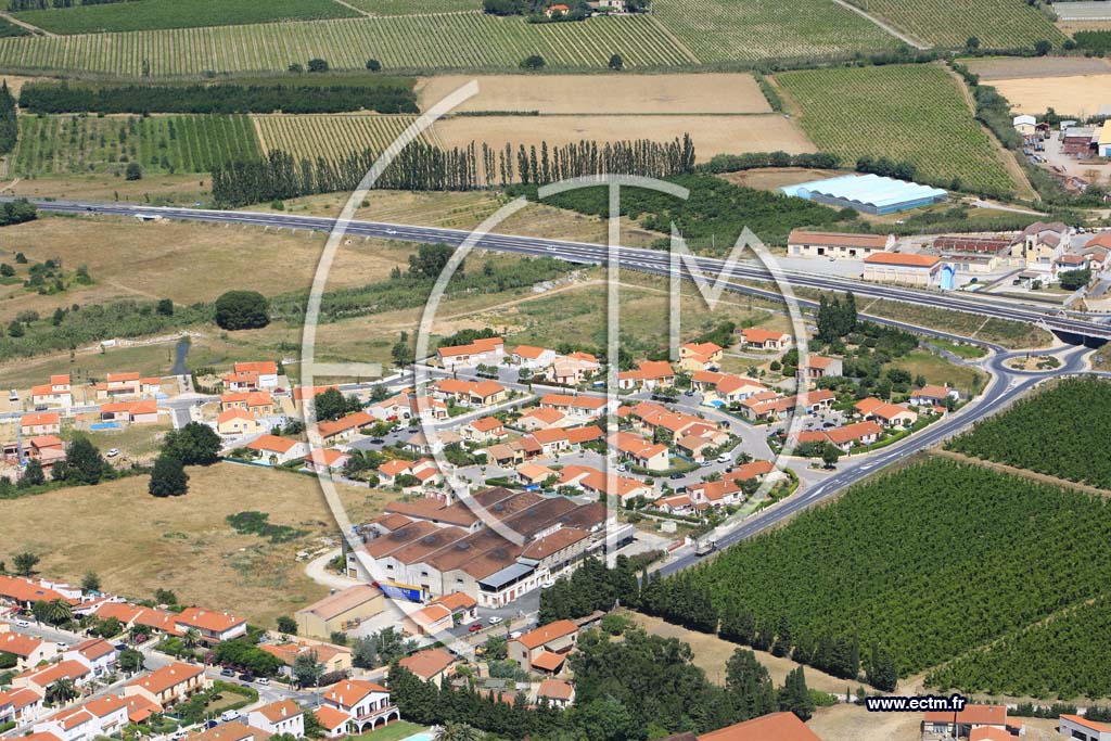 Photo arienne de Saint Genis des Fontaines