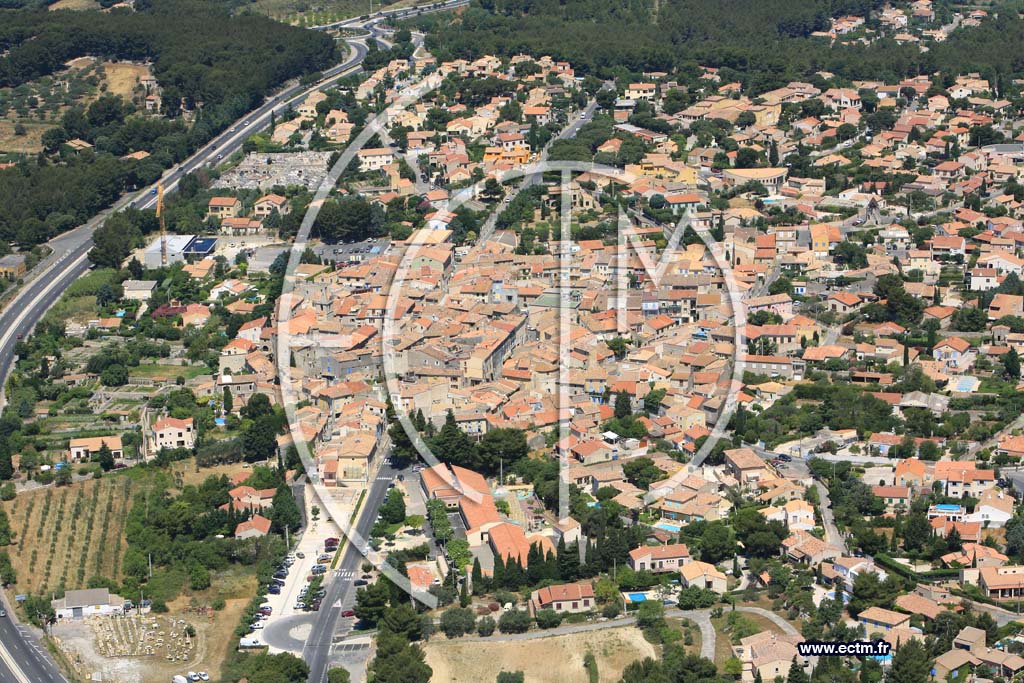 Photo arienne de Saint Mitre les Remparts