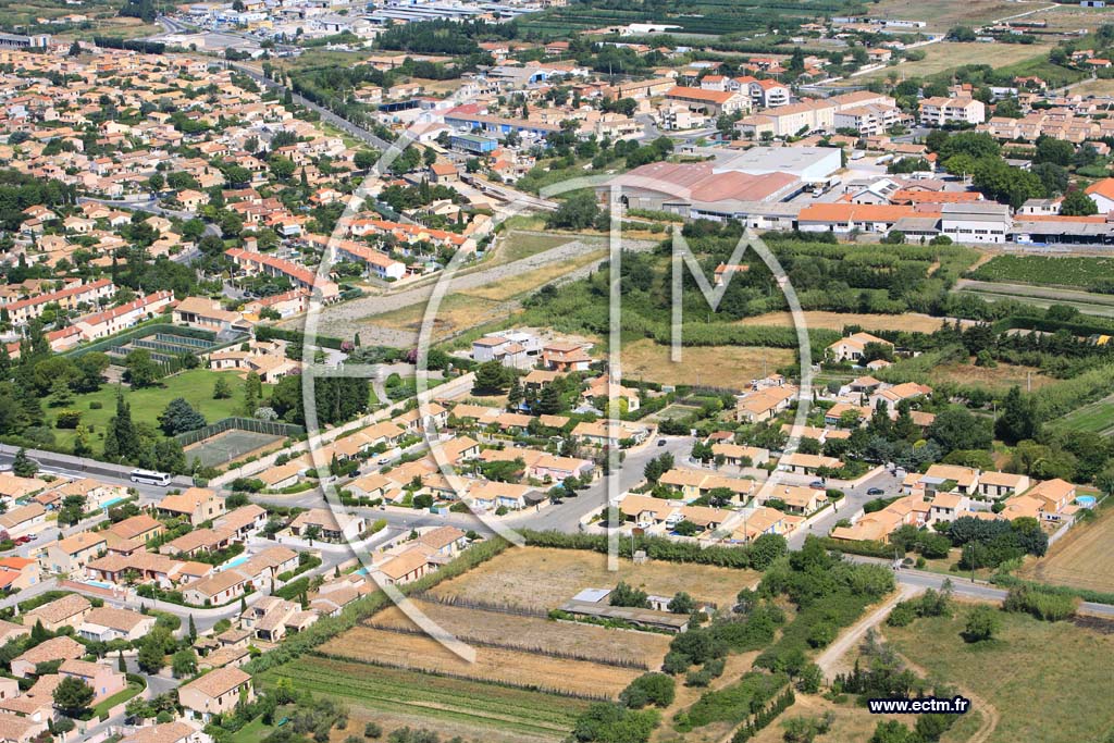 Photo arienne de Chateauneuf les Martigues